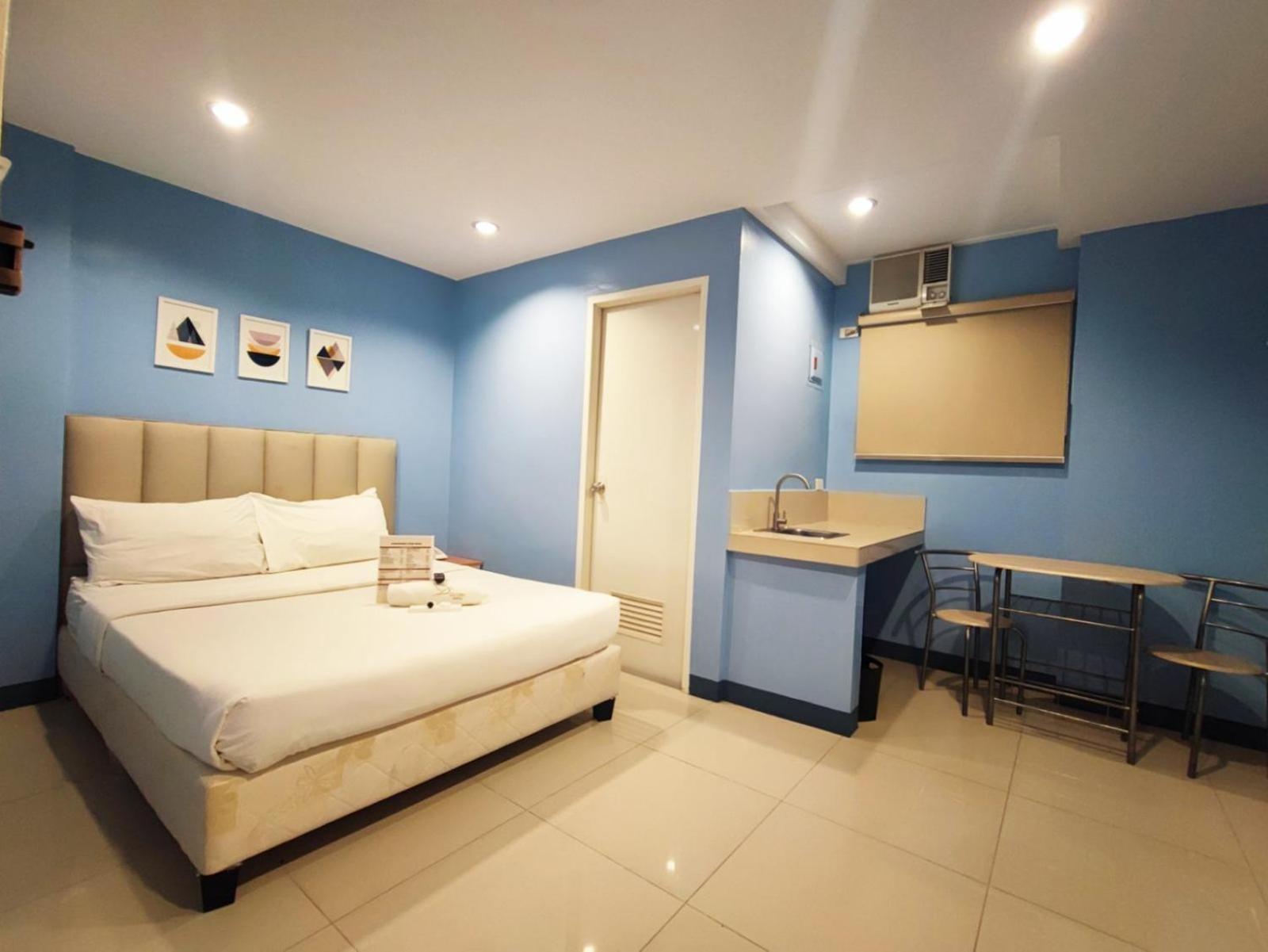 Glory Hotel Cubao Quezon City Exterior photo